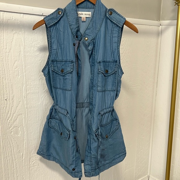 Tops - Denim vest